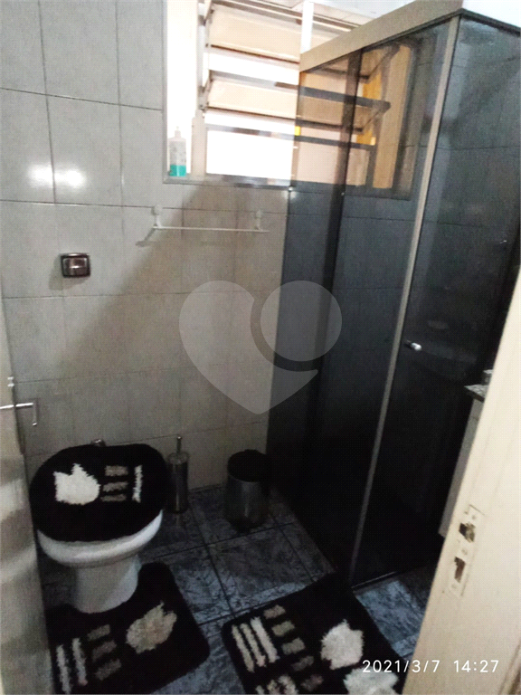 Sobrado todo reformado em Osasco, ótimo local no bairro Munhoz Júnior, 130m², 1 suíte, 2 vagas 