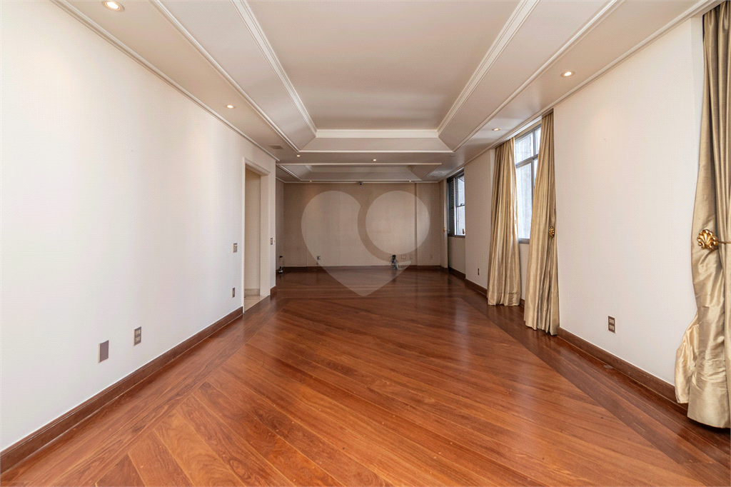 Reformado, 212 4 dorms, ste, 2 vagas