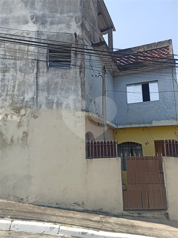 TERRENO COM 2 CASAS PROXIMO A 13 DELEGACIA