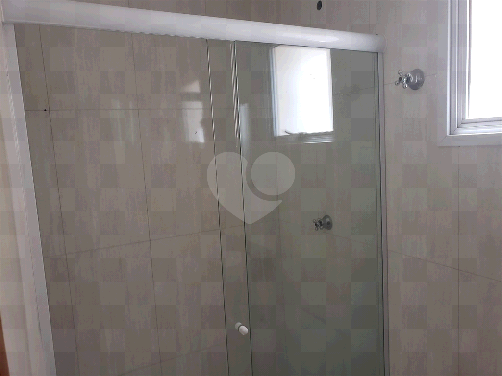Sobrado, a  venda por R$ 650.000,00 ou aluguel por R$ 2.800,00/mês - Parada Inglesa 