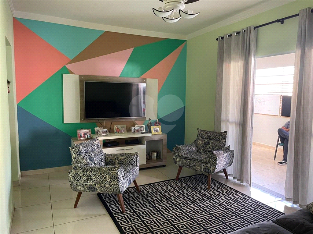 Casa à venda com 3 quartos, 200m² - Foto 5