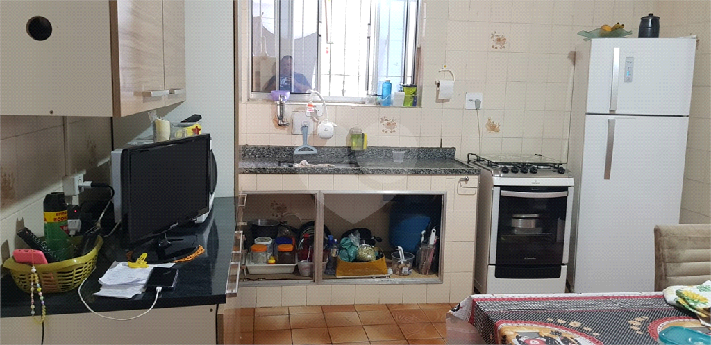 Imóvel com 4 casas em Artur Alvim  por R$ 599.000,00