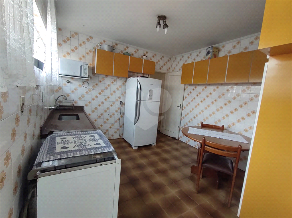 sobrado residencial/ comercial Vila Nivi