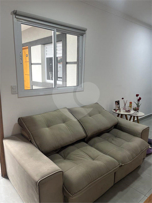 APARTAMENTO VENDE.SE EM CONDOMÍNIO - PORTEIRA FECHADA