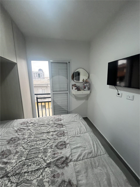 APARTAMENTO VENDE.SE EM CONDOMÍNIO - PORTEIRA FECHADA