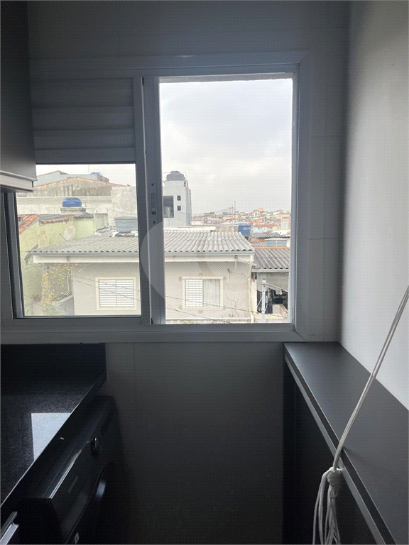 APARTAMENTO VENDE.SE EM CONDOMÍNIO - PORTEIRA FECHADA