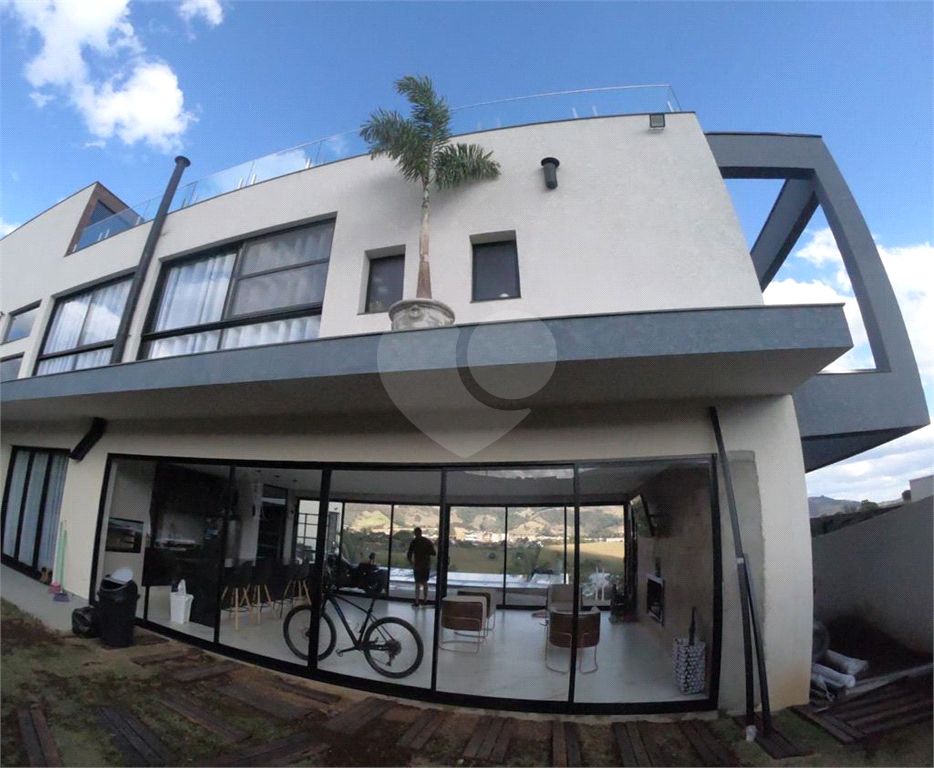 Sobrado à venda com 4 quartos, 580m² - Foto 2