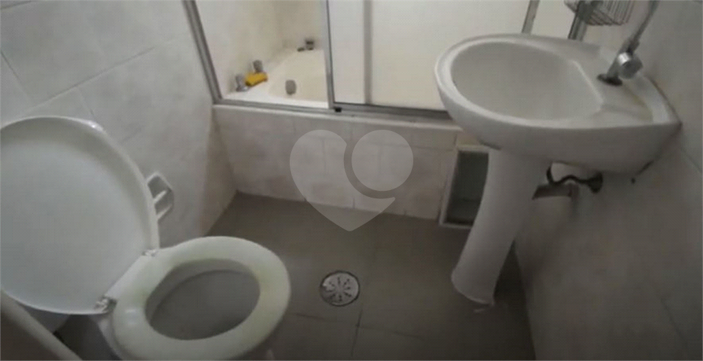 APARTAMENTO em SANTANA