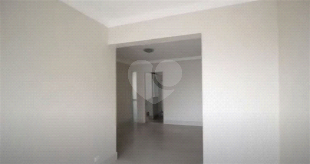 APARTAMENTO em SANTANA