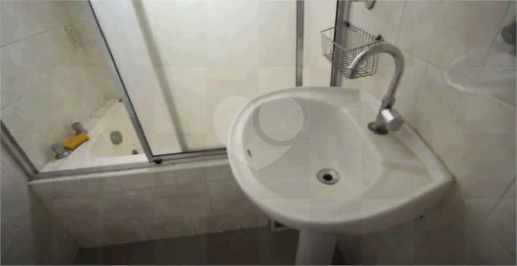 APARTAMENTO em SANTANA