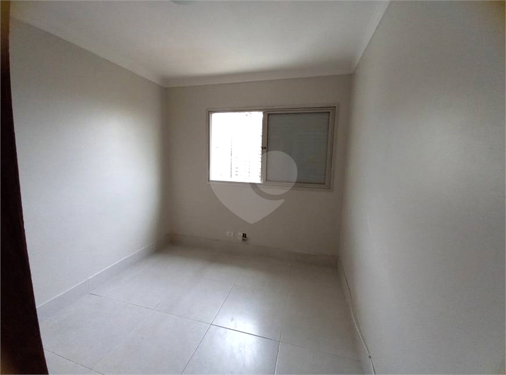APARTAMENTO em SANTANA