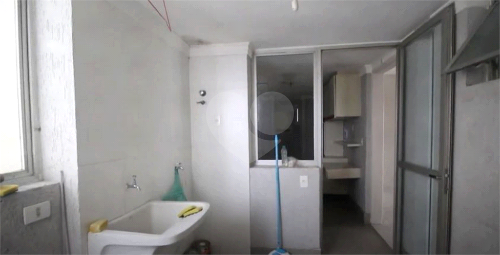APARTAMENTO em SANTANA