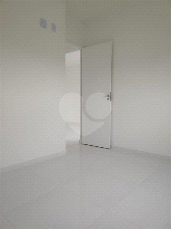 APARTAMENTO em CASA VERDE