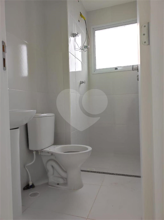 APARTAMENTO em CASA VERDE