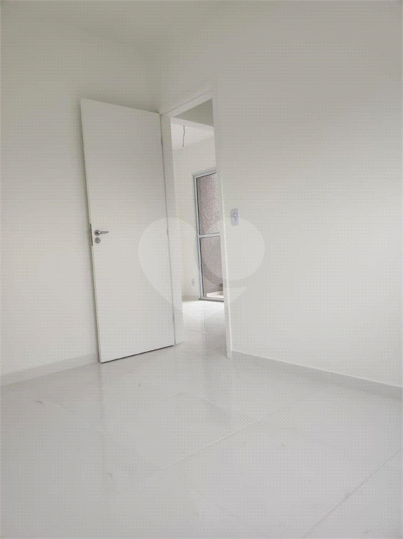 APARTAMENTO em CASA VERDE