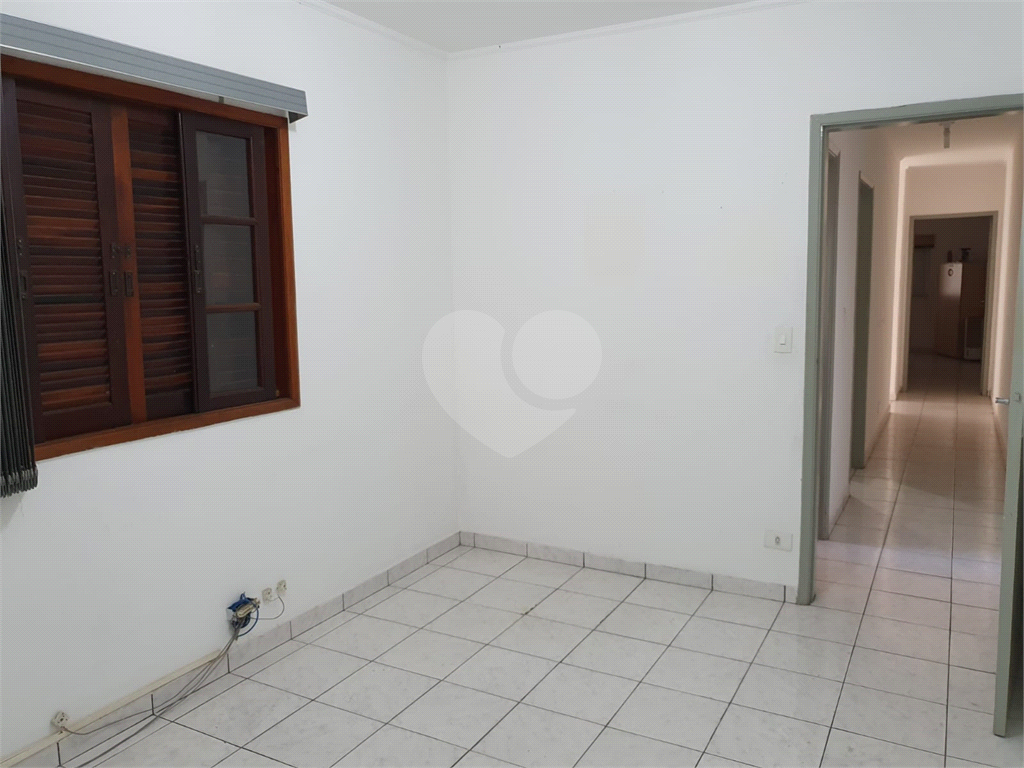 Casa à venda com 3 quartos, 116m² - Foto 11