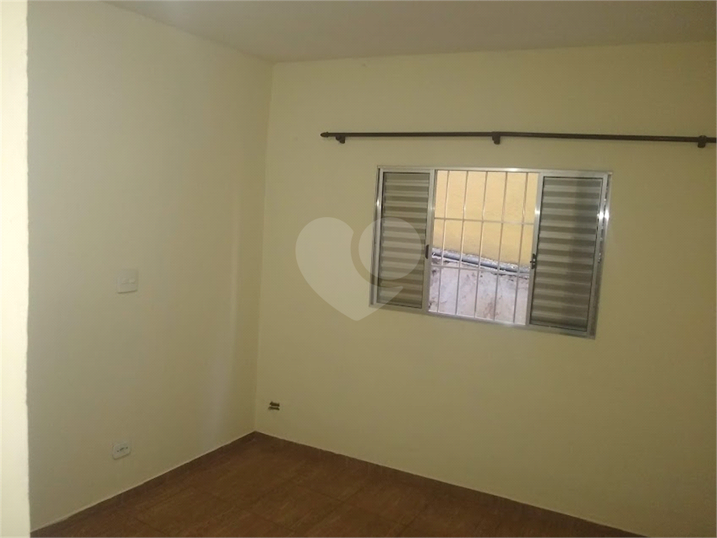 Casa à venda com 4 quartos, 98m² - Foto 9