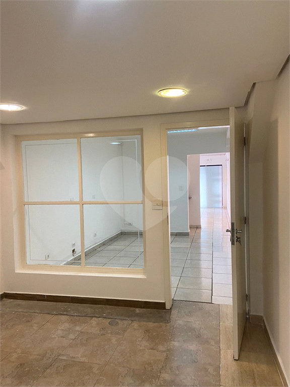 Sobrado Comercial - 4 salas 