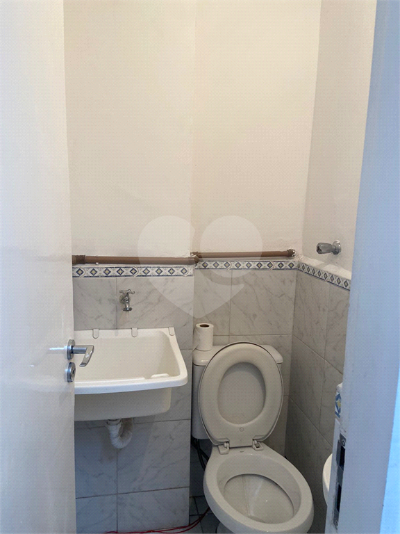 Sobrado Comercial - 4 salas 