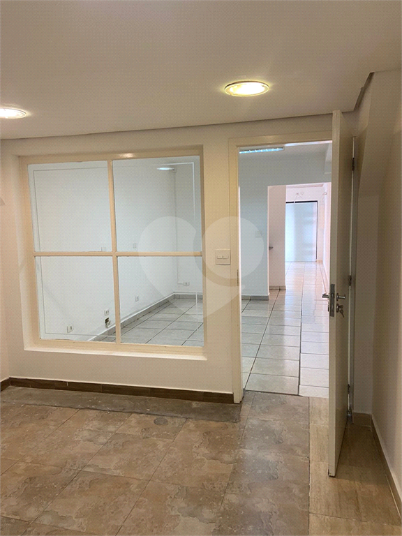 Sobrado Comercial - 4 salas 