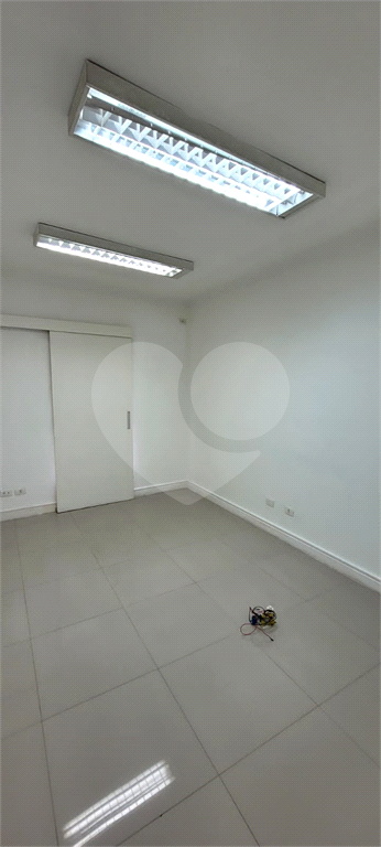 Sobrado Comercial - 4 salas 