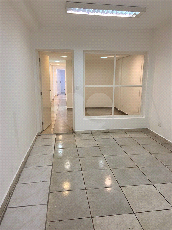 Sobrado Comercial - 4 salas 