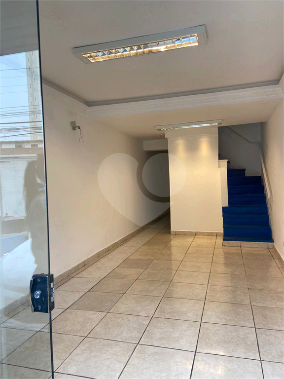 Sobrado Comercial - 4 salas 