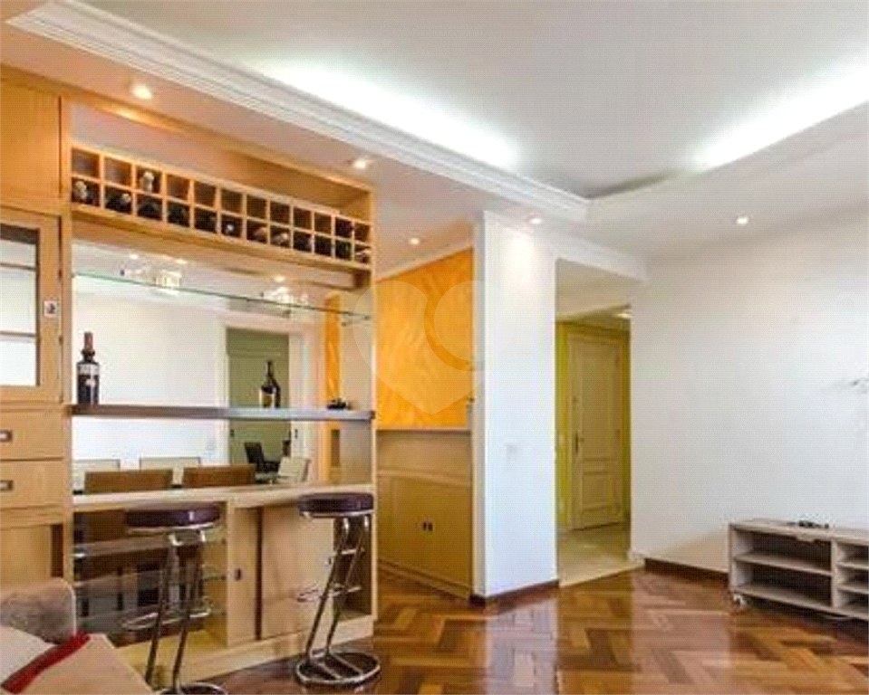 APARTAMENTO em VILA GUILHERME