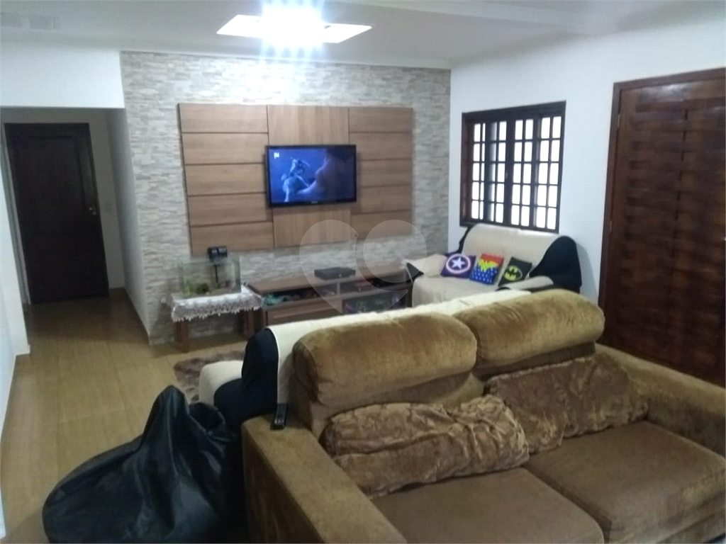 Casa de Condomínio à venda com 3 quartos, 288m² - Foto 2