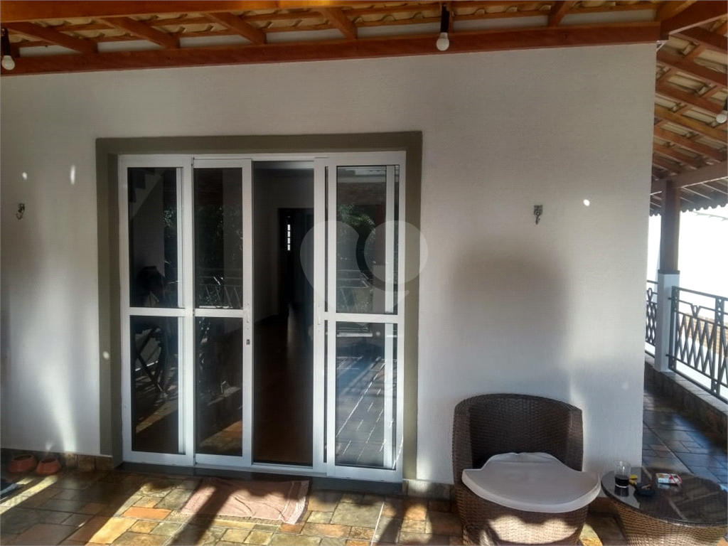 Casa de Condomínio à venda com 3 quartos, 288m² - Foto 4