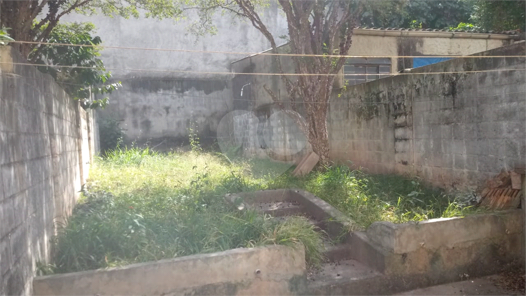 SOBRADO em LAUZANE PAULISTA