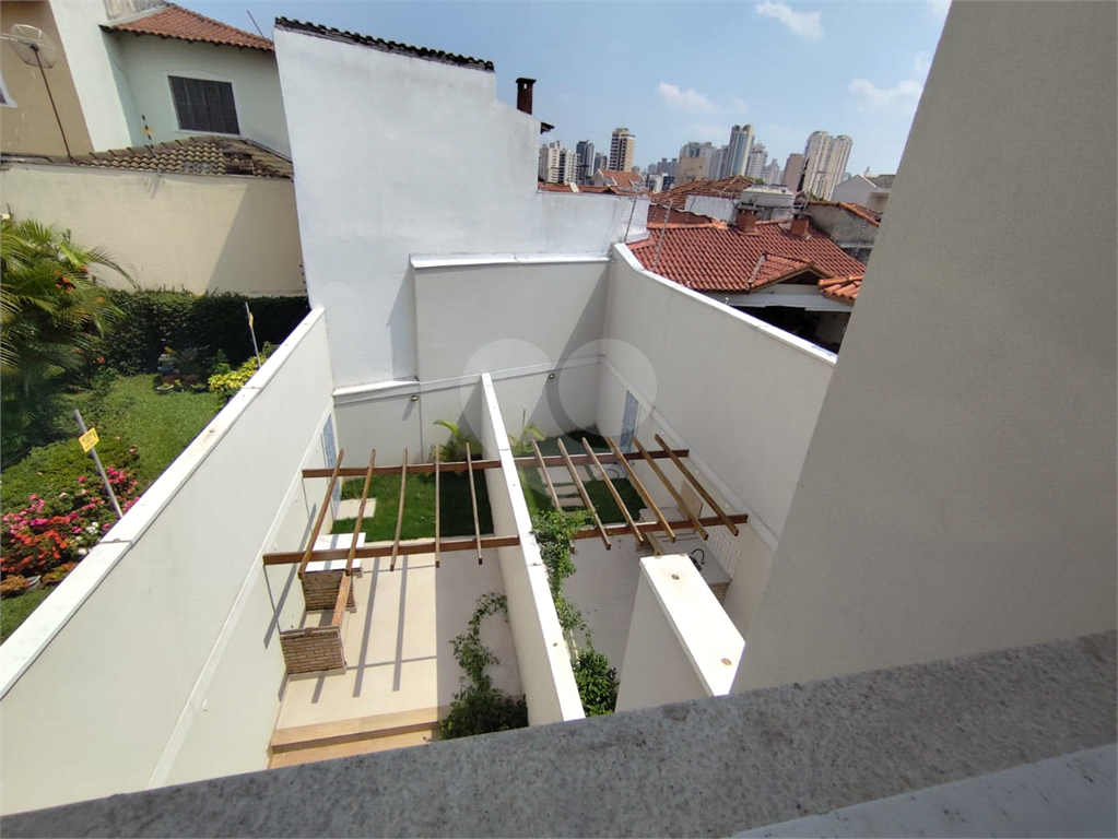 SOBRADO NOVO A VENDA - NO BAIRRO DA ÁGUA FRIA