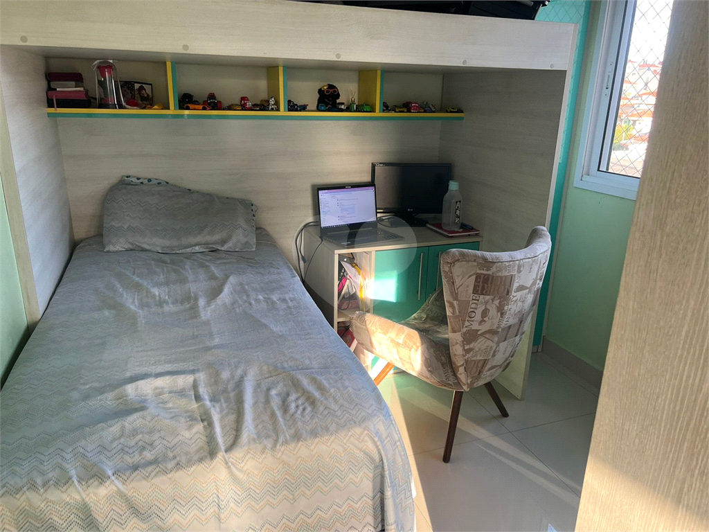 Excelente apartamento com varanda, 3 dormitórios 1 suíte e 1 vaga. 