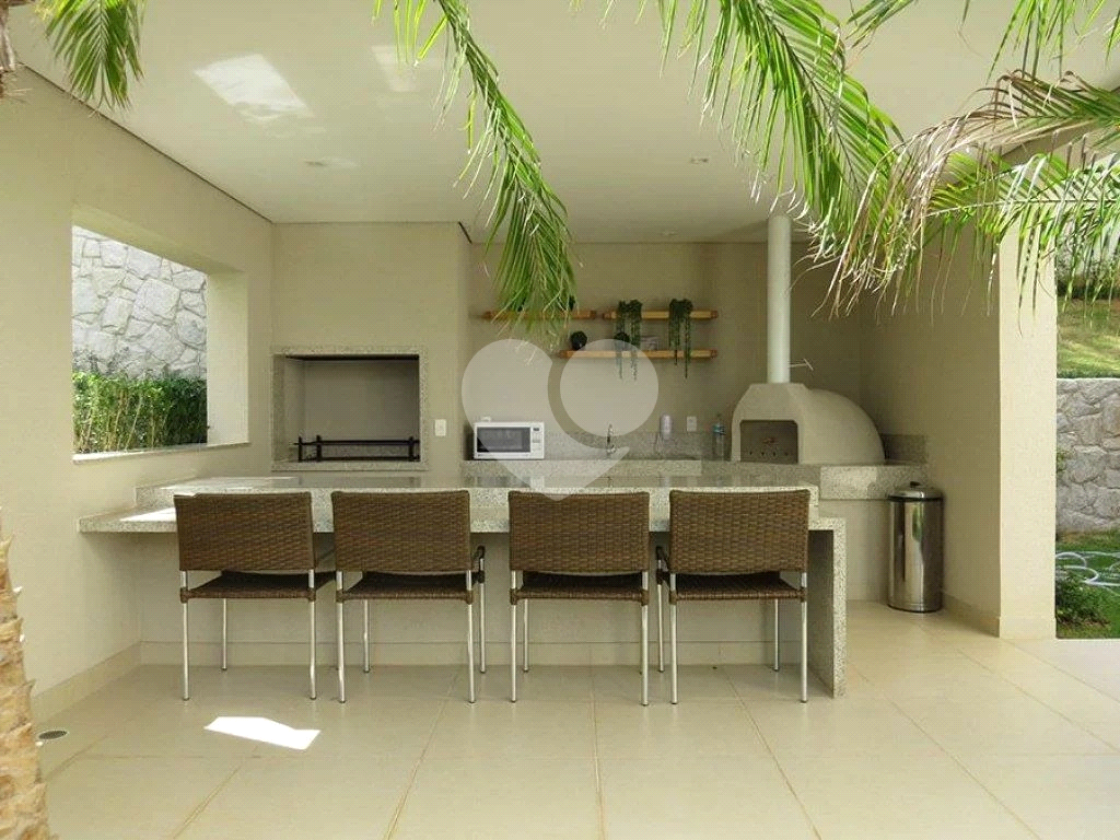 Excelente apartamento com varanda, 3 dormitórios 1 suíte e 1 vaga. 