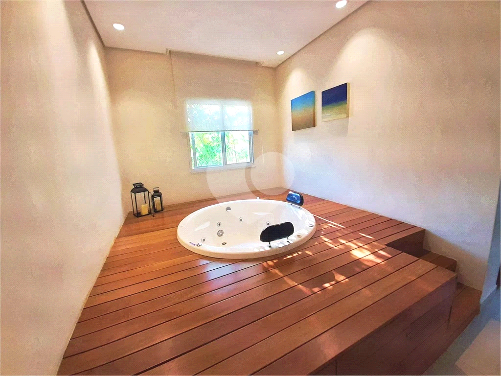 Excelente apartamento com varanda, 3 dormitórios 1 suíte e 1 vaga. 