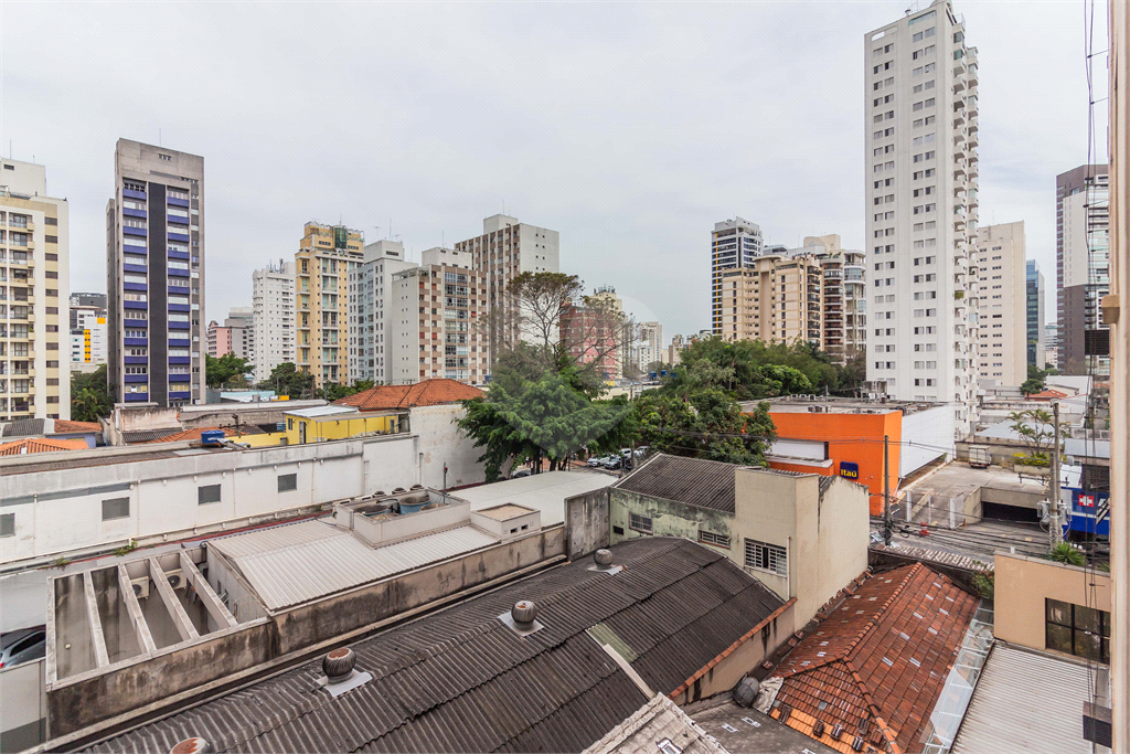 SALA COMERCIAL PARA VENDA COM  33 M DE ÁREA E  UMA VAGA NA VILA NOVA CONCEIÇÃO!