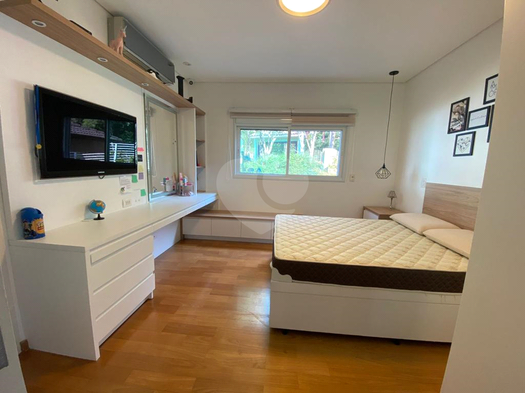 Casa de Condomínio à venda com 3 quartos, 301m² - Foto 16