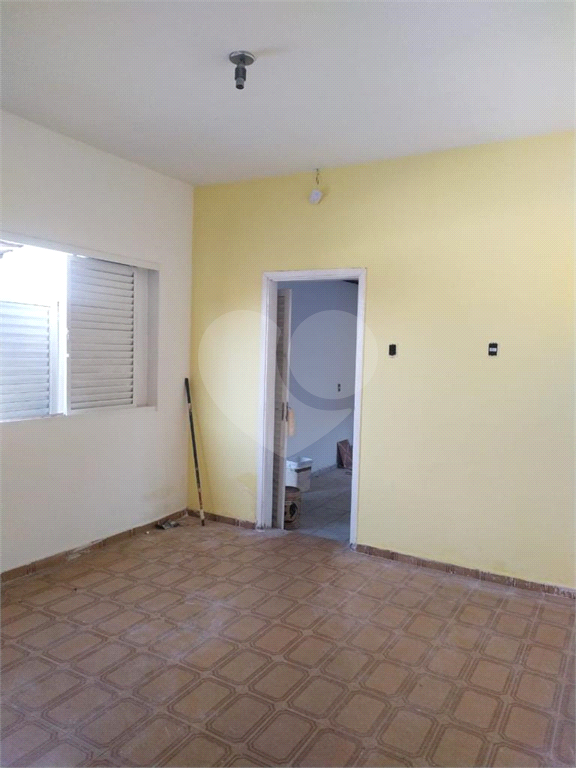 Casa à venda com 3 quartos, 130m² - Foto 1