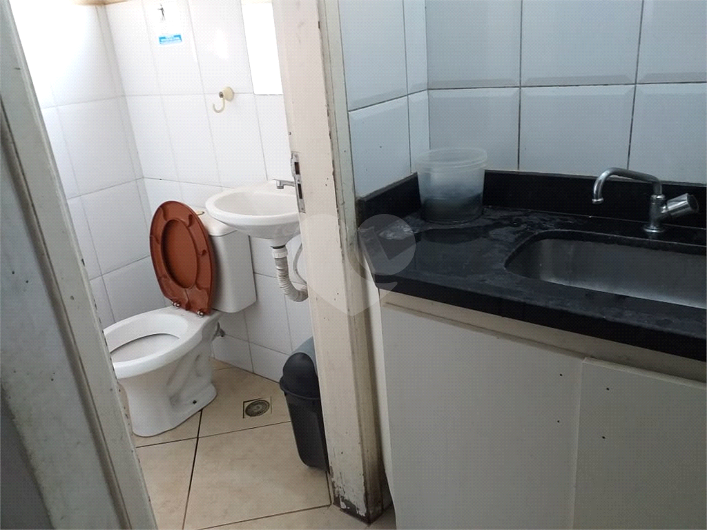 Salão Comercial Locação no Bairro de Santa Teresinha 