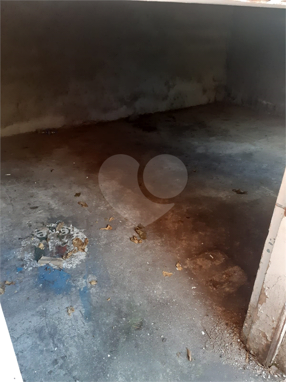 Salão Comercial Locação no Bairro de Santa Teresinha 
