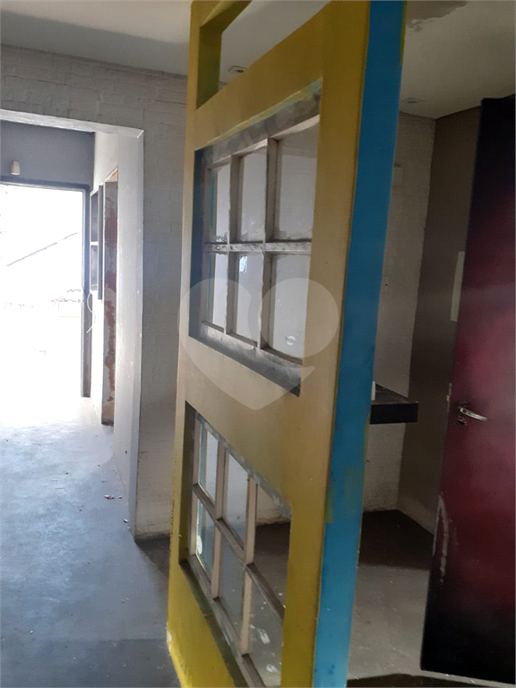 Salão Comercial Locação no Bairro de Santa Teresinha 