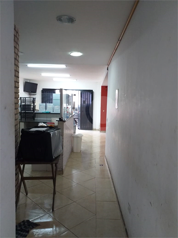 Salão Comercial Locação no Bairro de Santa Teresinha 
