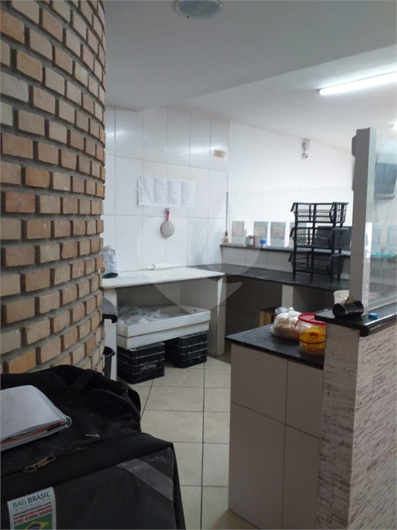 Salão Comercial Locação no Bairro de Santa Teresinha 