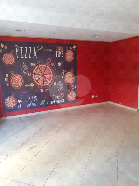 Salão Comercial Locação no Bairro de Santa Teresinha 