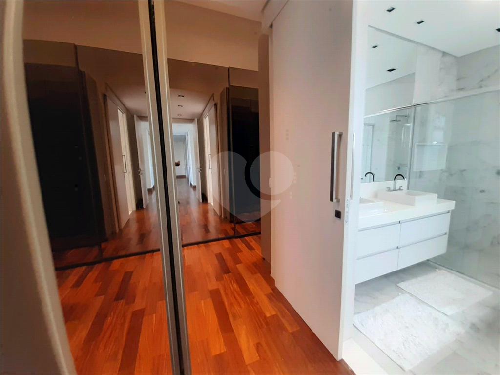 Casa de Condomínio à venda com 4 quartos, 360m² - Foto 35