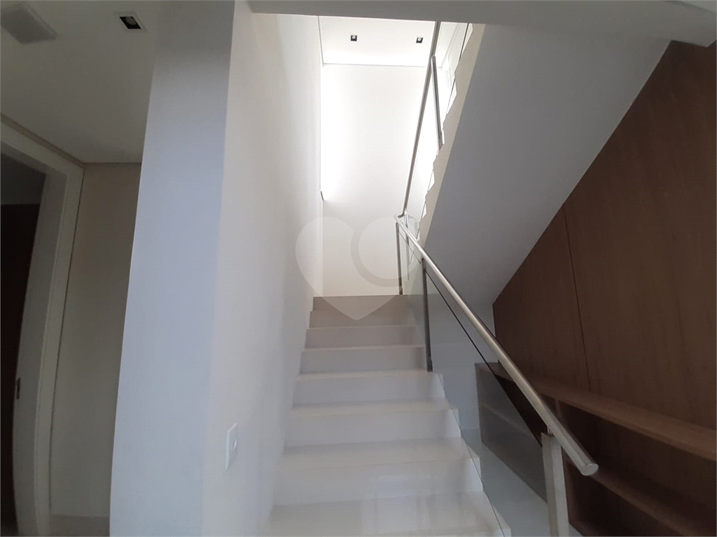 Casa de Condomínio à venda com 4 quartos, 360m² - Foto 32