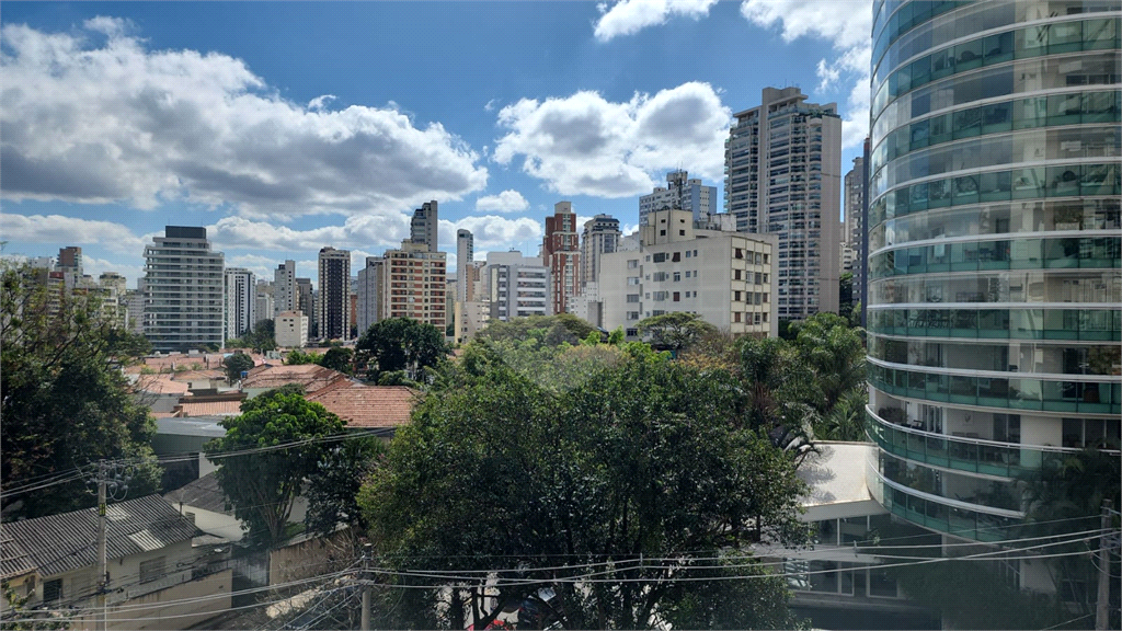 APARTAMENTO em PARAÍSO