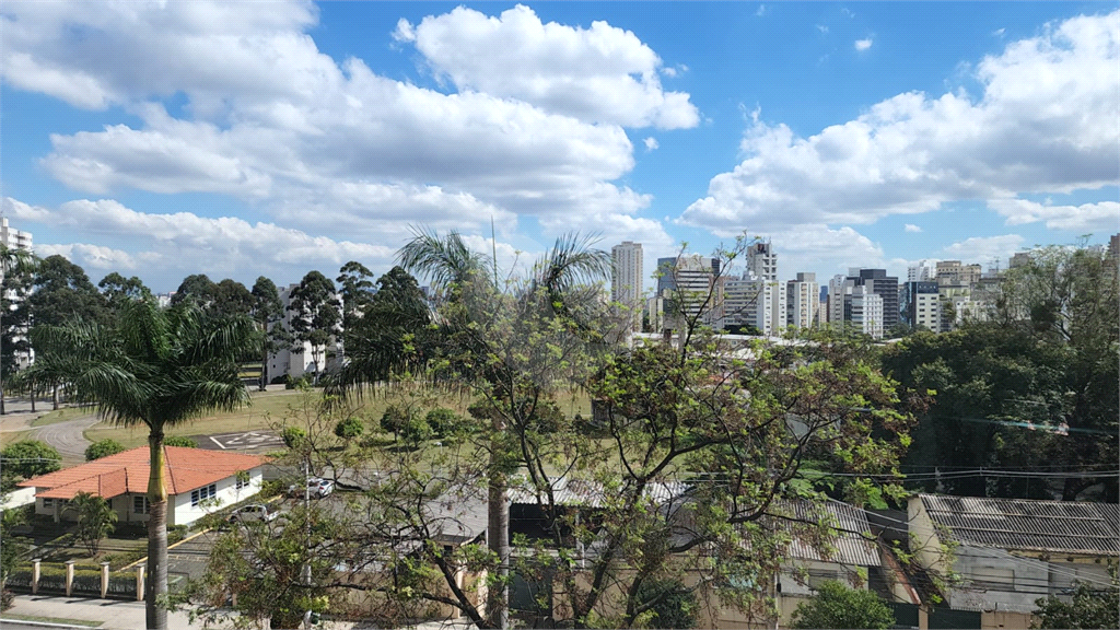 APARTAMENTO em PARAÍSO