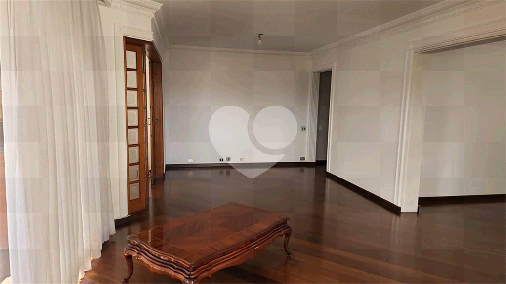 APARTAMENTO em PARAÍSO