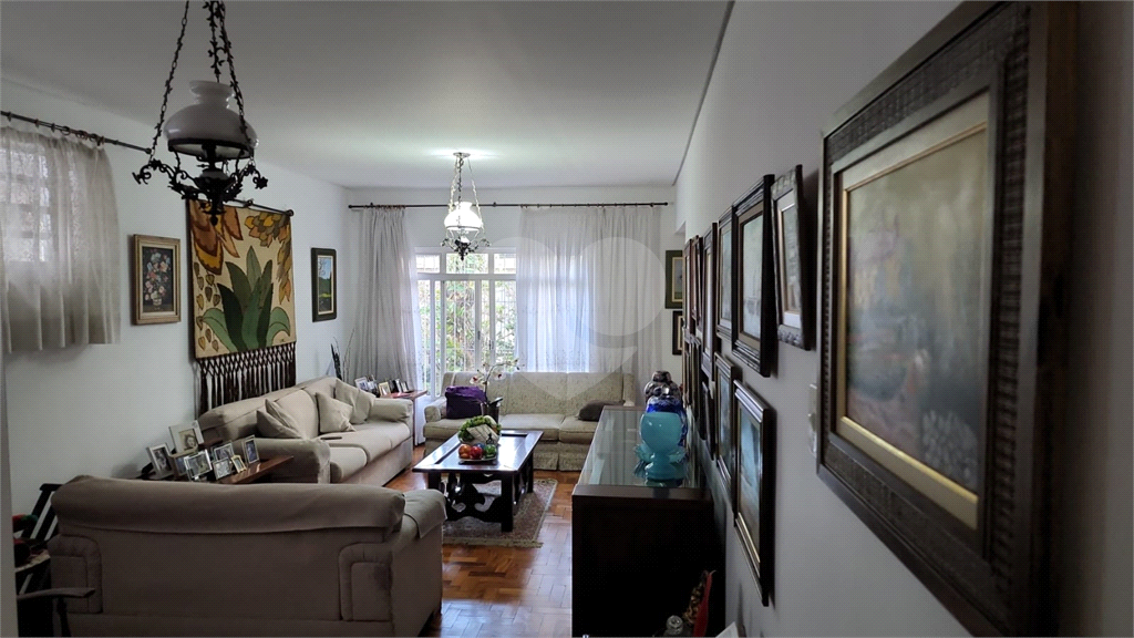 CASA TÉRREA em BROOKLIN